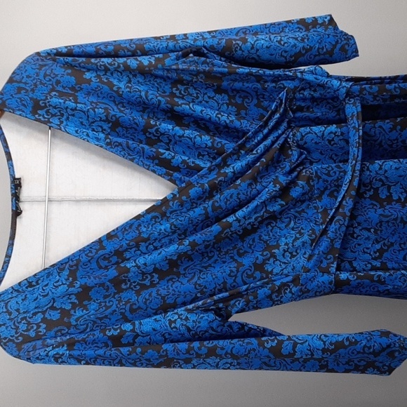 Isabel & Alice Y2K Faux Wrap Around Paisley Print Blue & Black Top - Picture 2 of 8